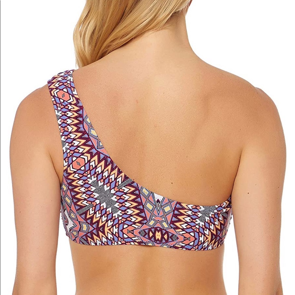 Jessica Simpson One Shoulder Geometric Bikini - Picture 8 of 8